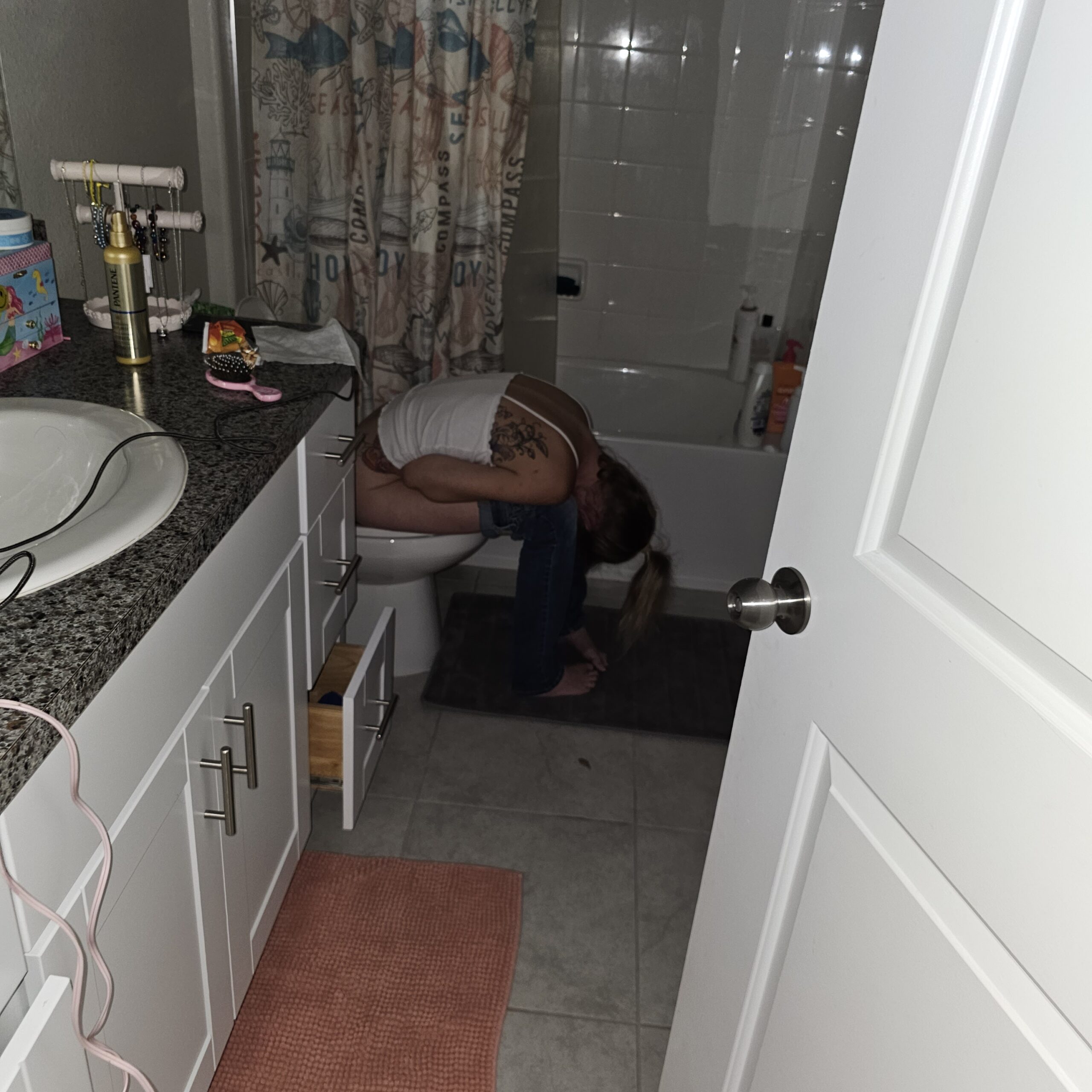 Jennifer Ashenfelter Gets Drunk and Passes Out on Toilet at Child’s Birthday Party